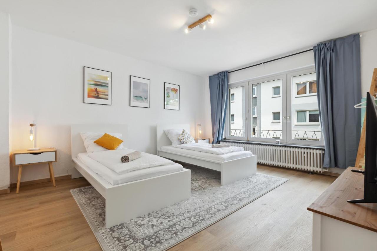 Grosse 80qm 3 Wohnung, Nahe Messe & Klinikum, 2x 55